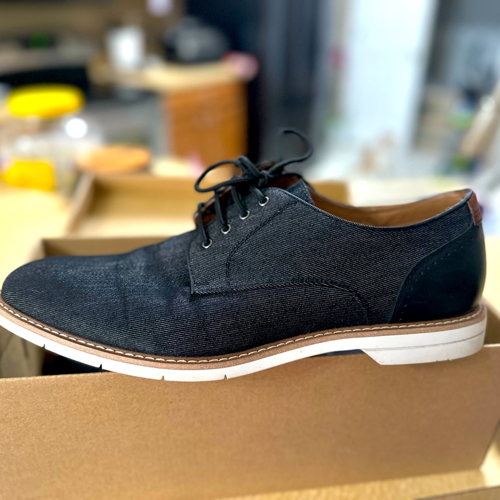Mens sz 11 Steve Madden dress shoes black fabric